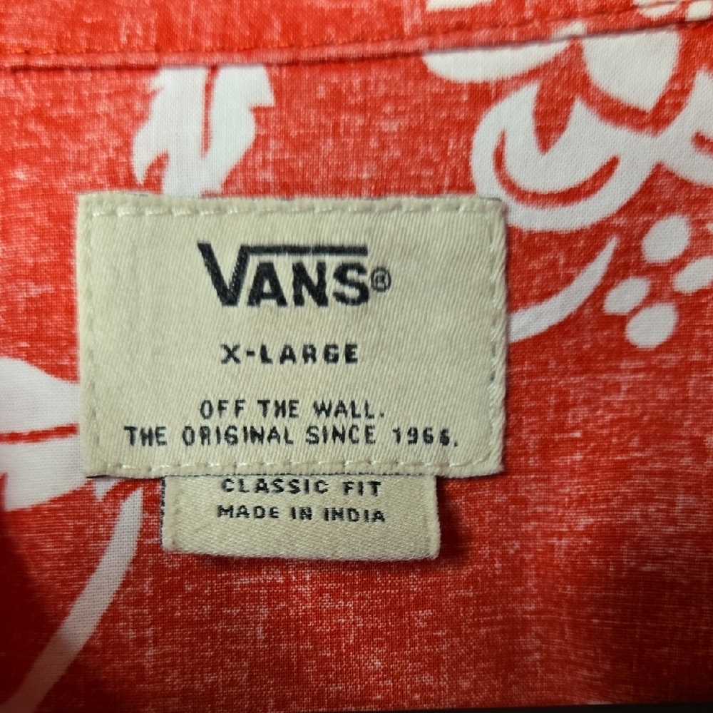 Vans Men's Red and White Hawaiian Floral Shirt - Picture 2 of 5